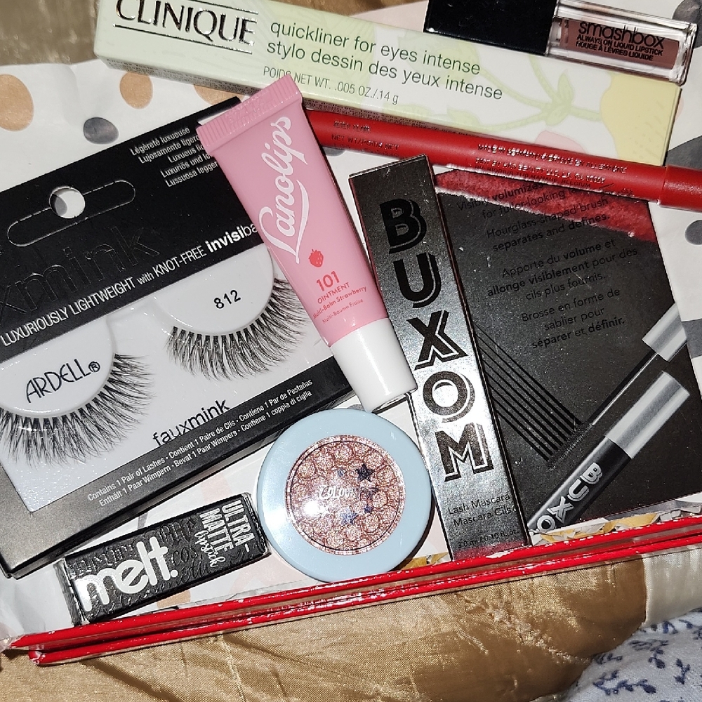 Lips And Eyes Beauty Bundle